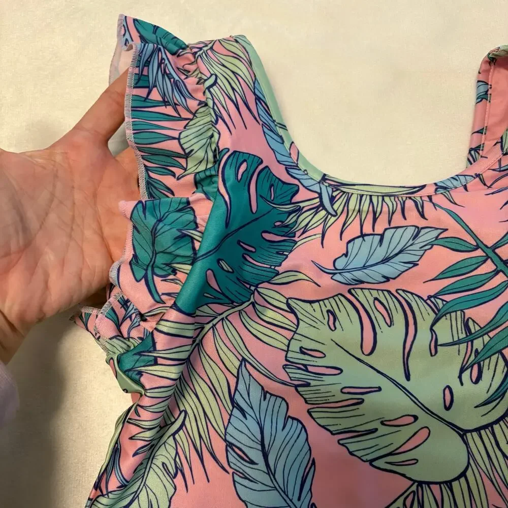 Boardies Apparel Pink Green Leafy Tropical One Piece Ruffle SZ 10-11 Scoop Neck